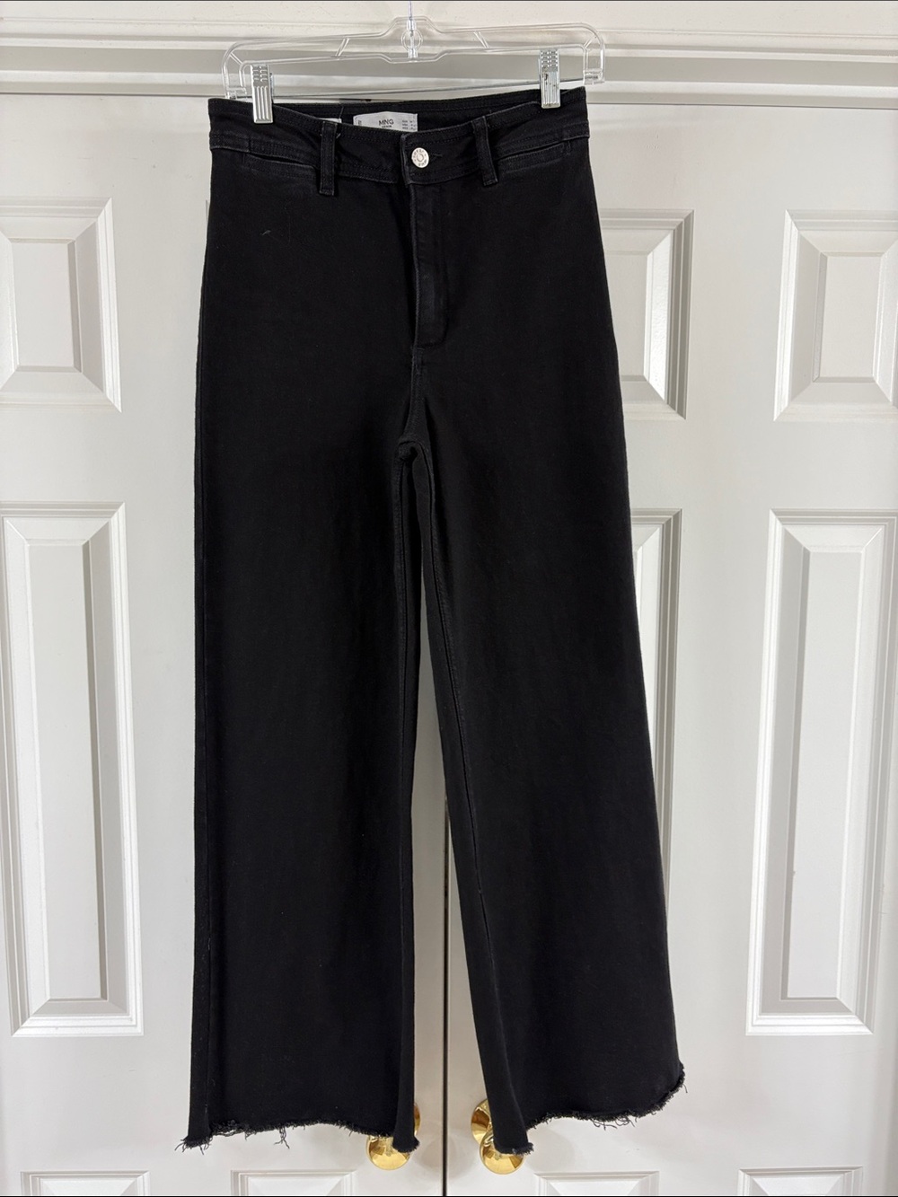 Mango MNG Catherine Culotte Jeans. Black Color. Size 36/4. Great condition!